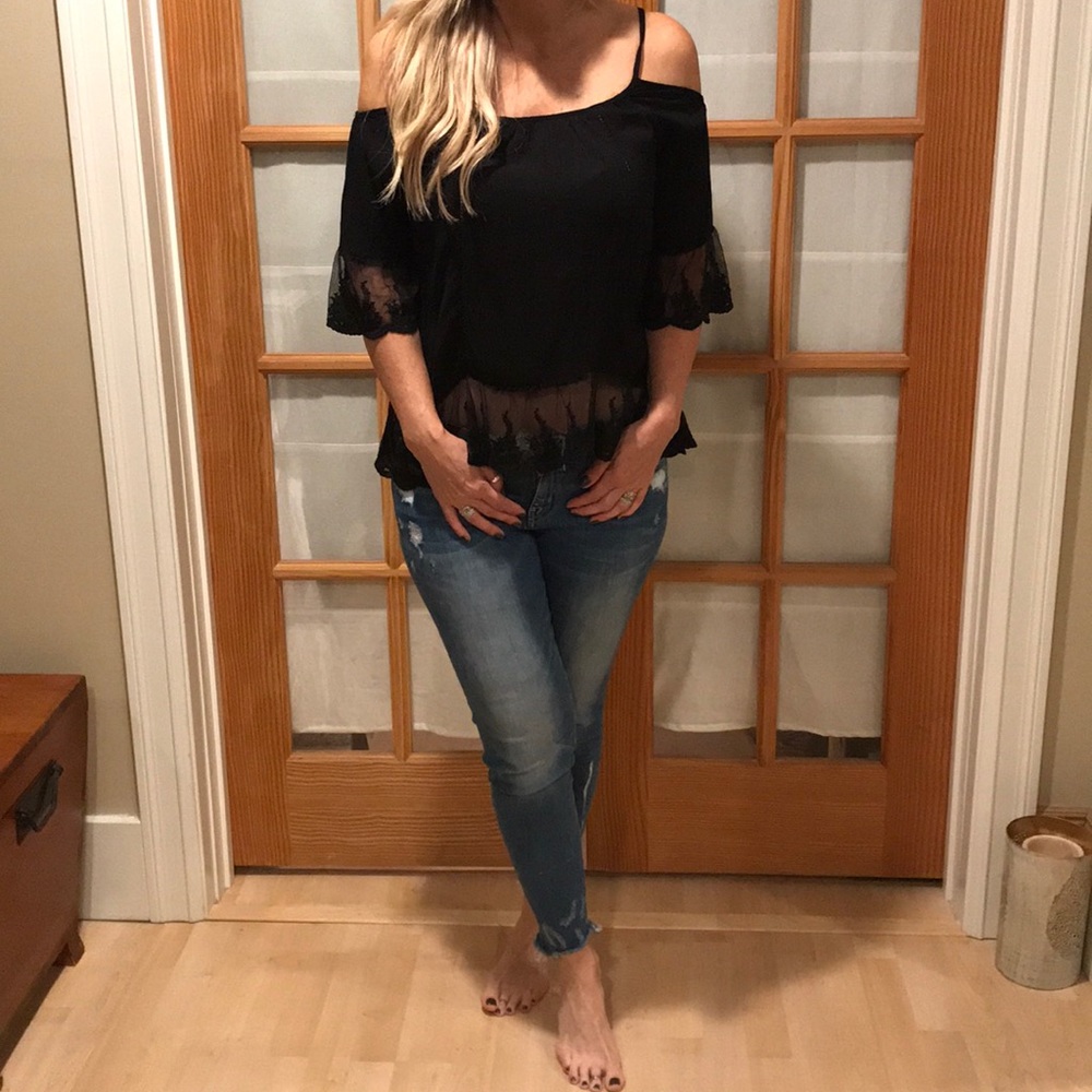 DayTrip black lace top